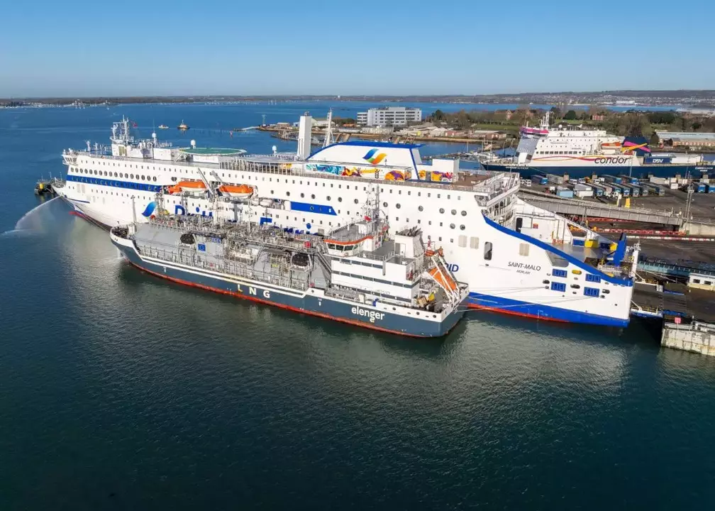 Portsmouth Port’s Pioneering LNG Bunkering: A Milestone Towards Maritime Carbon Neutrality