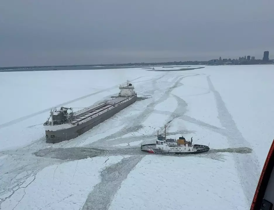 Operation Icebreaker: U.S. and Canadian Coast Guards Unite to Rescue Ice-Trapped Manitoulin on Lake Erie