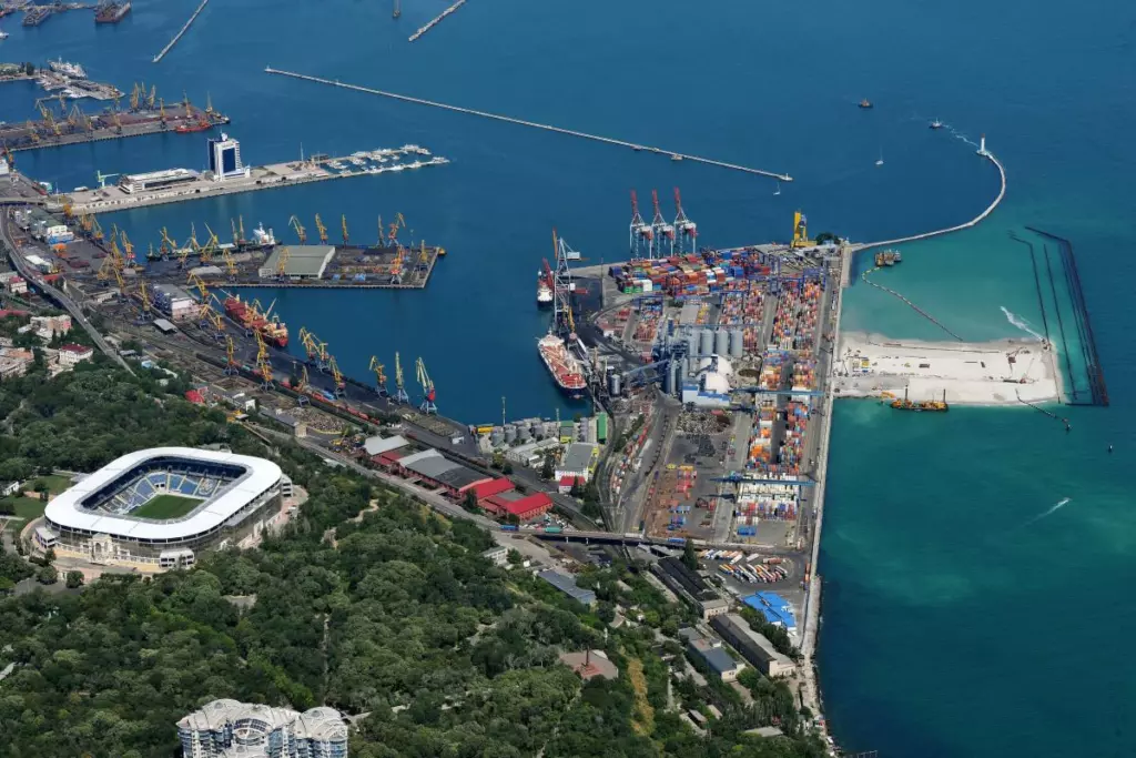 Enhancing Environmental Safety and Security at the Port of Odesa: Historical Context, Current Challenges, and Strategic Investments