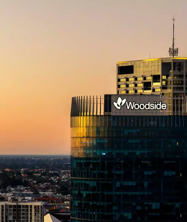 “Maritime Industry Under Scrutiny: Woodside’s CCS Plans Spark Greenwashing Allegations”