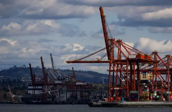 Port of Vancouver Embarks on Enhanced Safety Measures with Installation of New Navigation Aids